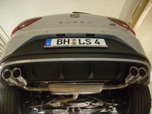 Seat Leon Cupra 003.jpg Seat Leon Cupra 003.jpg