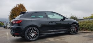 Leon Cupra.jpg