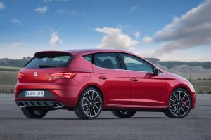new-seat-leon-cupra-300-005h.jpg