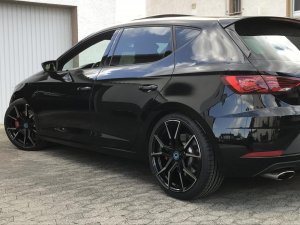 75F7BF71-A1E2-474D-967F-D84C27B94A76.jpg 75F7BF71-A1E2-474D-967F-D84C27B94A76.jpg