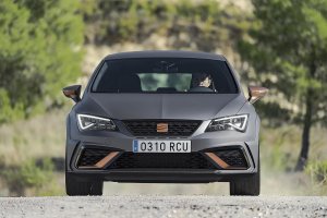 ap-21642-bild00_fahrbericht_fahrbericht_seat_leon_cupra_r-jpg.jpg