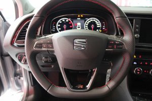 Seat Leon FR_09.jpg