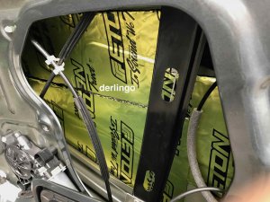 20180817_Seat Leon 5F FR - Türdämmung 02.jpg