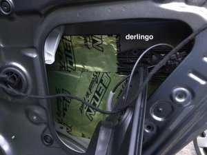 20180816_Seat Leon 5F FR - Türdämmung.jpg