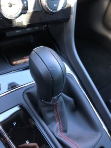 Schaltknauf Mittelteil.jpg Schaltknauf Mittelteil.jpg