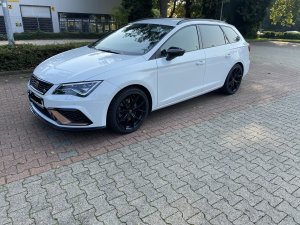 5789F4DF-6EE0-4005-9EE7-F717DA93C4D9.jpeg 5789F4DF-6EE0-4005-9EE7-F717DA93C4D9.jpeg