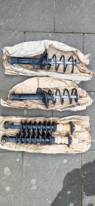 Komplettfahrwerk original Stoßdämpfer+Eibach Pro Kit Federn (55mm) vom SEAT Leon III 1.8, 20.000 km