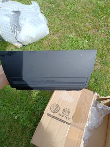 Ablagefach mit Deckel