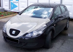800px-Seat_Leon_2006_black_vl Kopie4.jpg