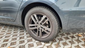 Biete: Winterkompletträder auf 16 Zoll Alufelgen mit Pirelli-Winterreifen 205/55 R16 91H M+S.