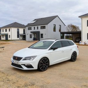 vorne_01.jpg vorne_01.jpg