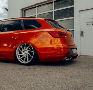 2022-07-16 11_28_06-SEATLEON-8.jpg