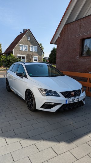 PXL_20220813_075509011.jpg PXL_20220813_075509011.jpg