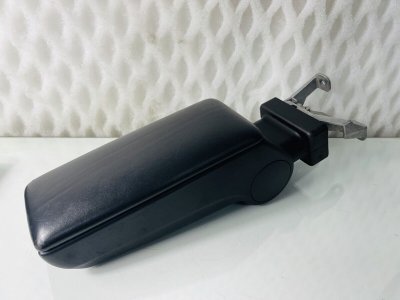 Suche Mittelarmlehne Leon/ Toledo 1M