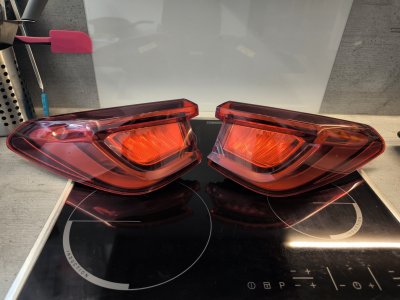 Rückleuchten rechts und links, K_N Luftfilter