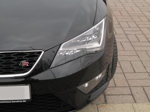 Seat Leon_LED vorne_groß.jpg